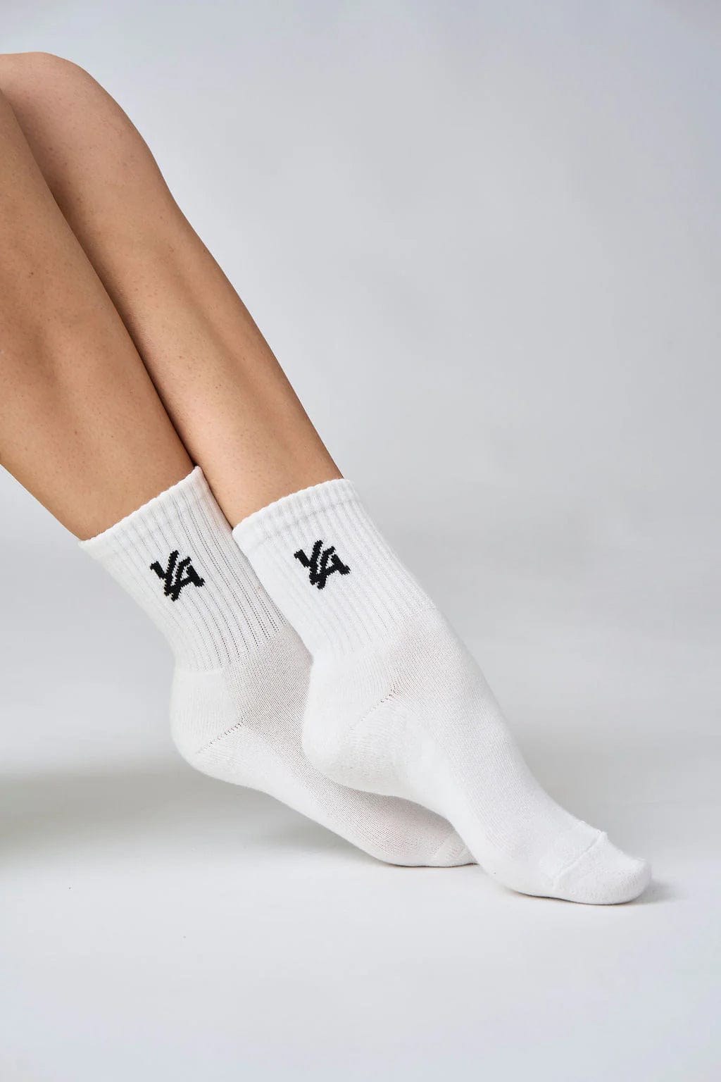 W619 Solid crew sock
