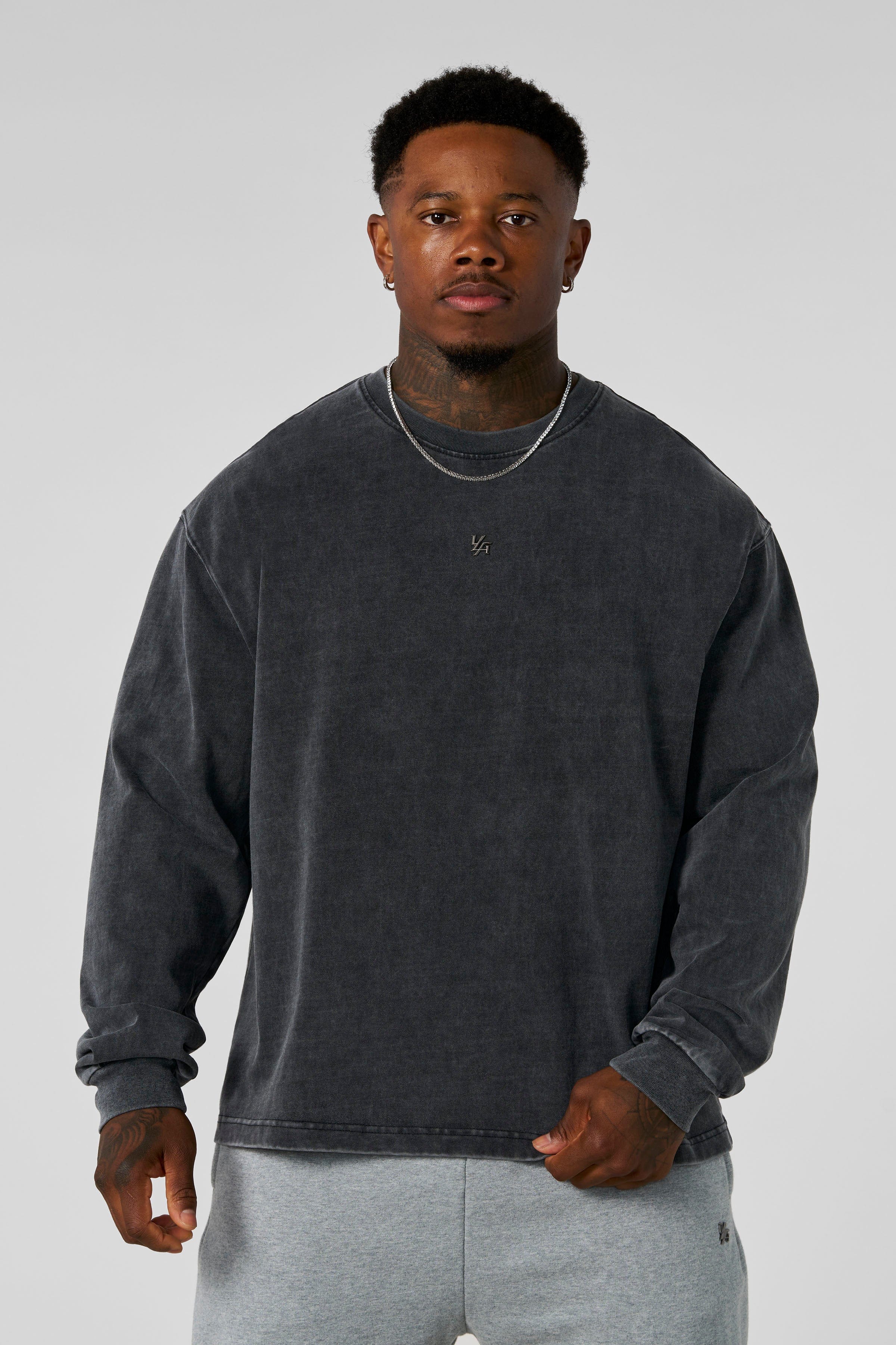 8001 - Elevated Essentials - Longsleeves