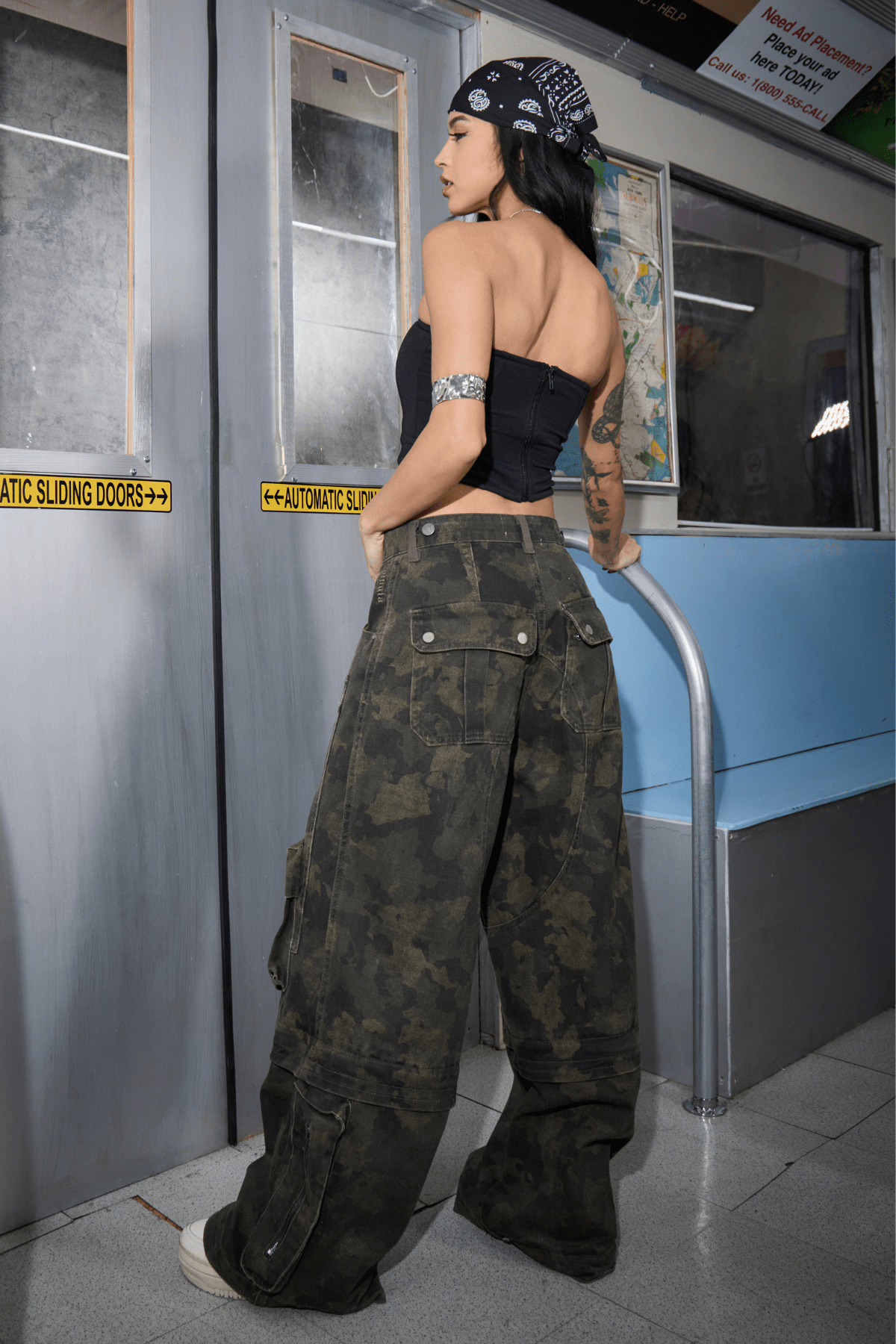 W238 Carpenter Jeans