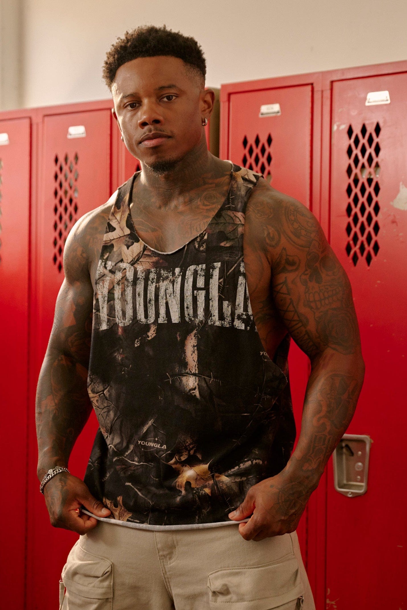 3023 - Bro Delt Tanks