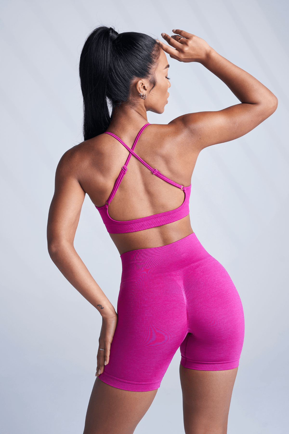 W327 - Core Seamless Sports Bra